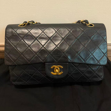 Chanel Classic Flap Vintage Medium Black Lambskin Leather 24k Gold Hardware 1991-94