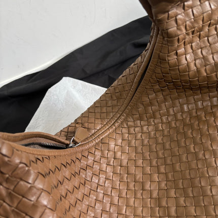 Bottega Veneta Hobo Maxi Milk Chocolate Brown leather 50cm