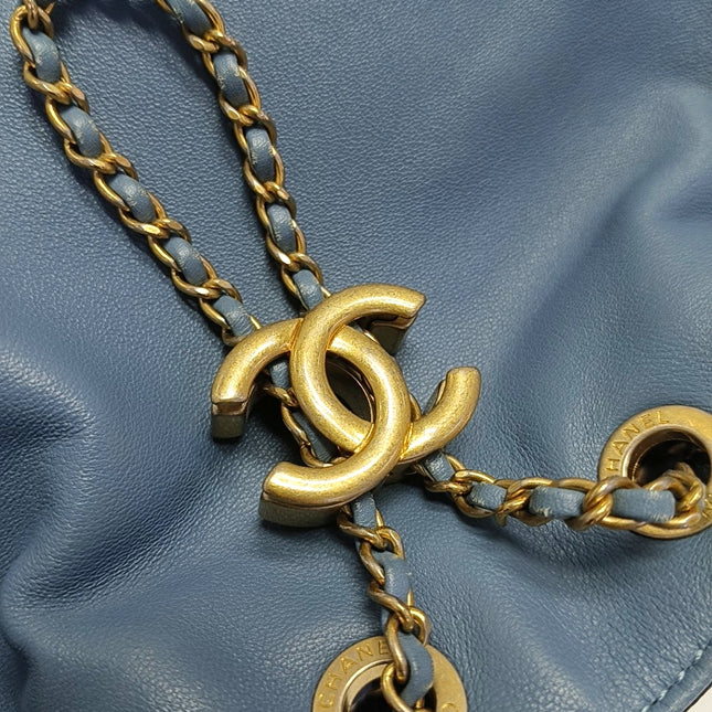 Chanel CC Lovely Chained Bucket Bag Lambskin Leather Navy Gold HW, 2018-19
