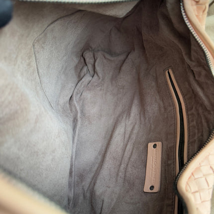 Bottega Veneta Veneta Hobo Intrecciato Light Almond Pink Intrecciato Leather Bag 48cm