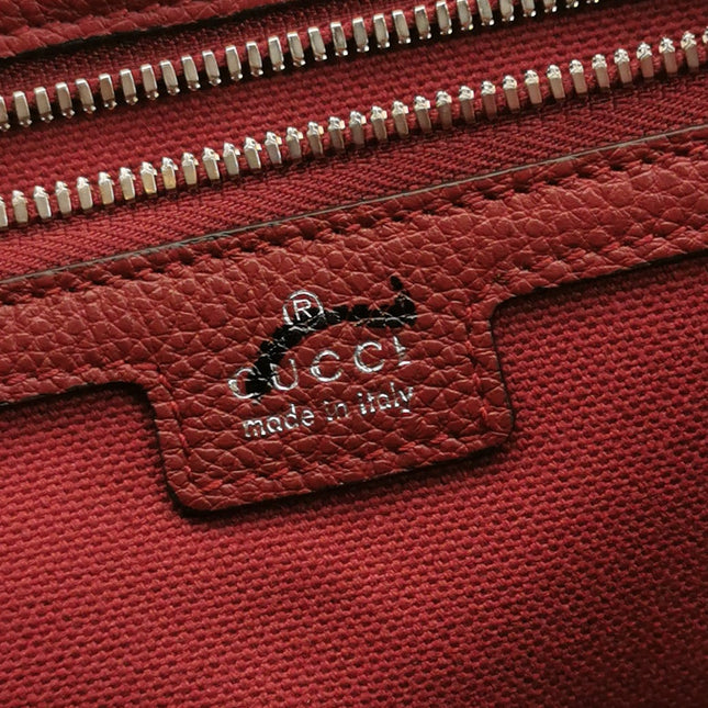Gucci Jackie 1961 Burgundy Large Pebbled Leather Shoulder Bag with Strap