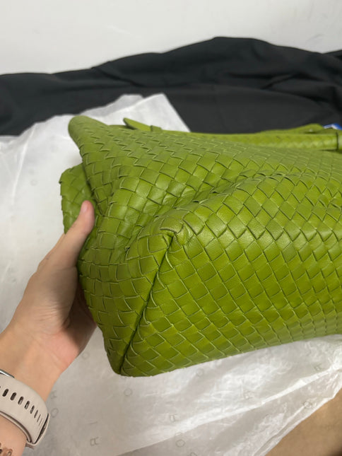 Bottega Veneta Garda Avocado Green Intrecciato Nappa Leather Large 33cm