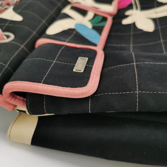 Chanel 2.55 Flap Bag Vintage Chocolate Bar Multipocket 2000 Large Black Fabric with Bird Print