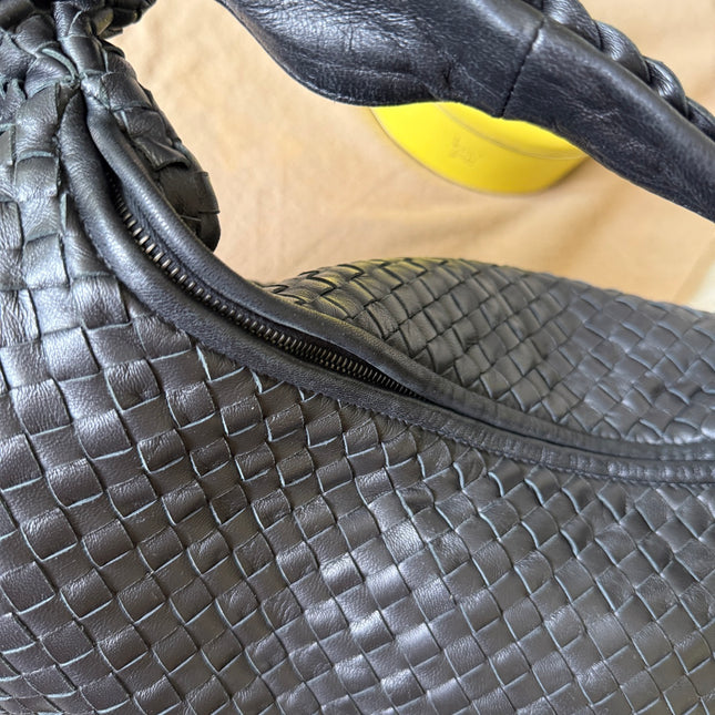 Bottega Veneta Veneta Intrecciato Hobo Bag Medium Black Leather 47cm