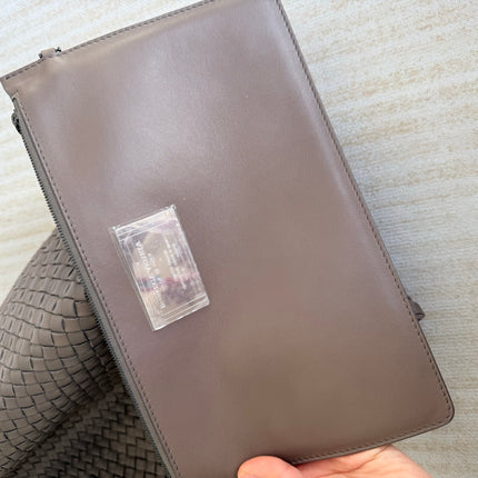 Bottega Veneta Cabat Large Intreccio Leather Tote Bag Grey 40-43cm