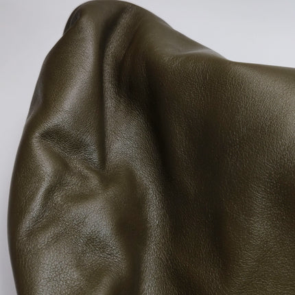 Bottega Veneta Pouch Calfskin Leather Dark Green Large