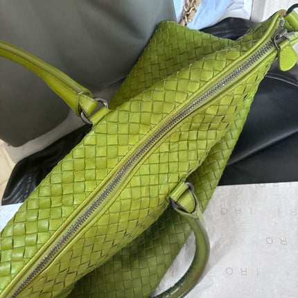 Bottega Veneta Maxi Convertible Tote Bag Hobo Green Leather Two-way Carry 52cm