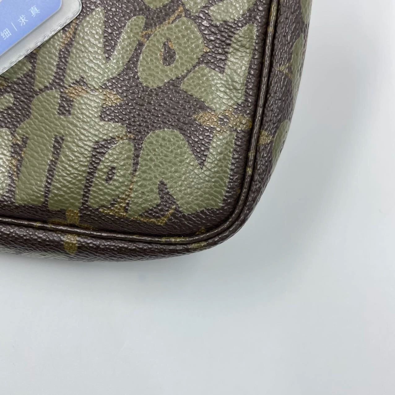 Louis Vuitton Pochette Accessoire Monogram Green Graffiti Clutch