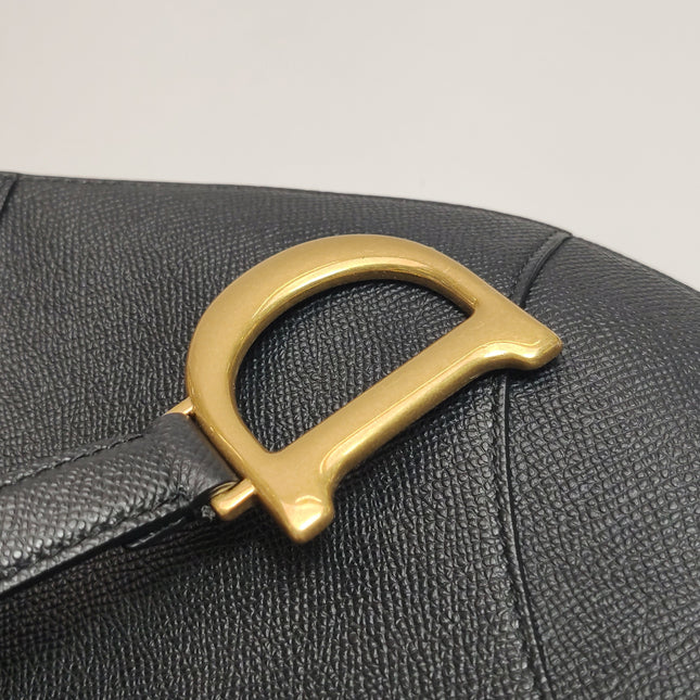 Dior Saddle 2022 Medium Grained Calfskin Leather Bag Black