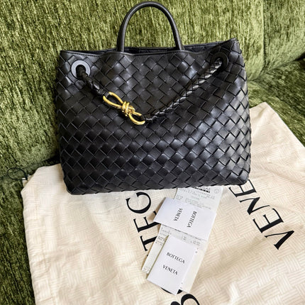 Bottega Veneta Andiamo Medium Black Intrecciato Leather Handbag-Luxbags