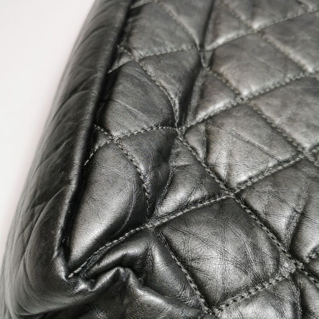Chanel Paris Bombay Pondicherry Flap Bag Quilted Large Grey Silver Hardware