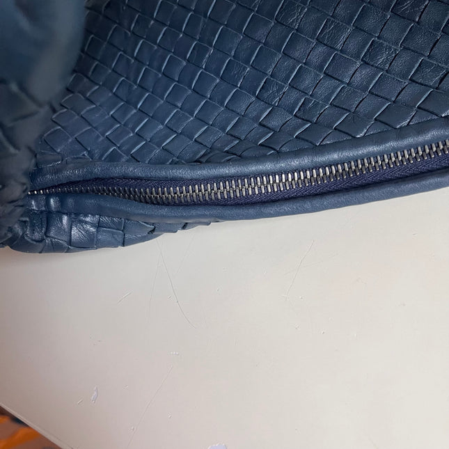 Sold Bottega Veneta Veneta Hobo Medium Navy Intrecciato Leather Bag