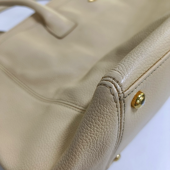 Chanel Cerf Executive Medium Beige Leather Handbag with Strap 35cm