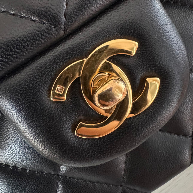 Chanel Classic Flap Vintage Medium Black Lambskin Leather with 24k Gold HW, 1991-1994