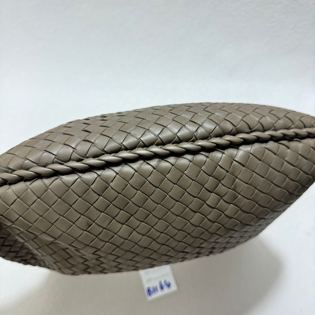 Sold Bottega Veneta Hobo Bag Lambskin leather Grey Medium 40cm