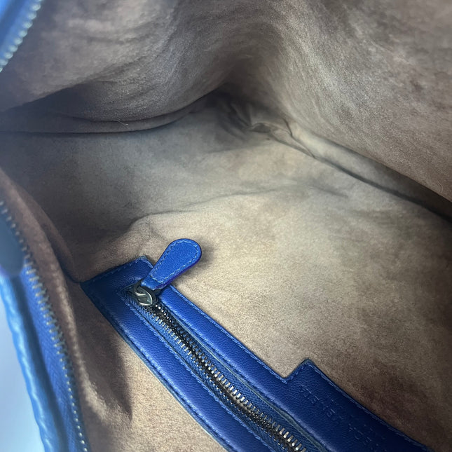 Sold Bottega Veneta Veneta Hobo Medium Navy Intrecciato Leather Bag