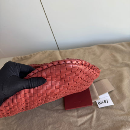Sold Bottega Veneta Veneta Hobo Medium Brick Red Intrecciato Leather Bag 47cm