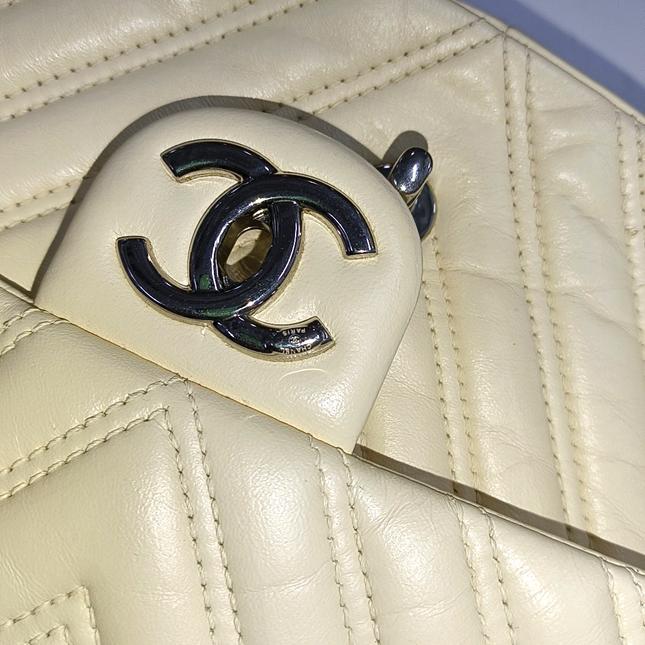 Chanel Classic Flap Medium Chevron Beige Quilted Lambskin Leather, 2015