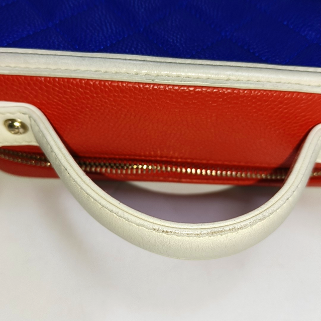 Chanel Filigree Medium Vanity Case Tricolor Caviar Leather, 2018-2019