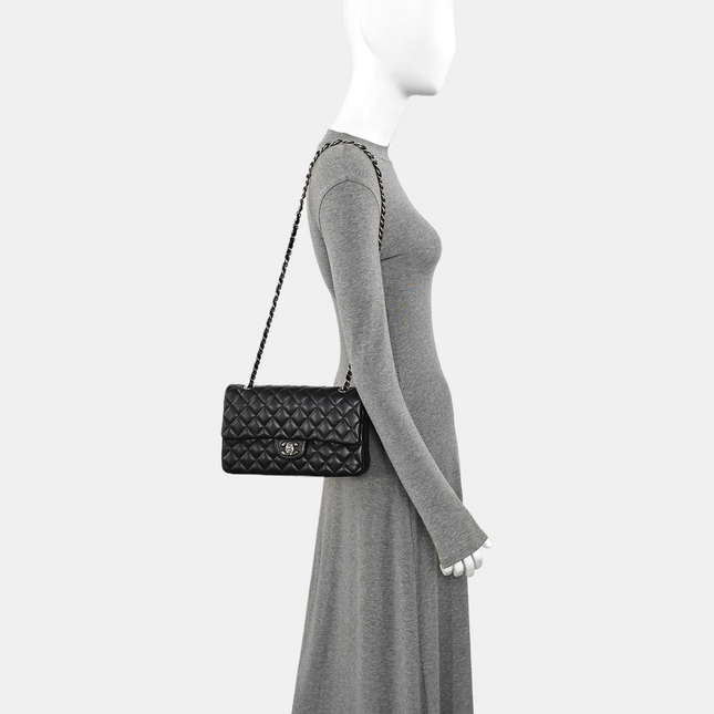 Chanel Timeless Classic Flap Medium 2014 Black Lambskin Leather Silver Hardware