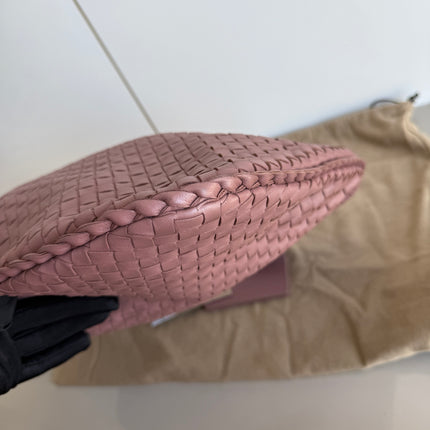 Bottega Veneta Veneta Leather Hobo Small Nude Dirty Pink 40cm