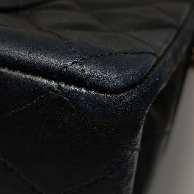 Chanel Classic Flap Vintage Medium Black Lambskin Leather 24k Gold Hardware 1986-1988