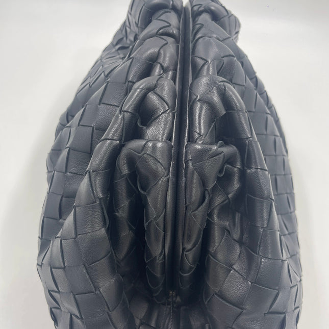 Bottega Veneta Pouch Large Intrecciato Black Calfskin Leather Clutch