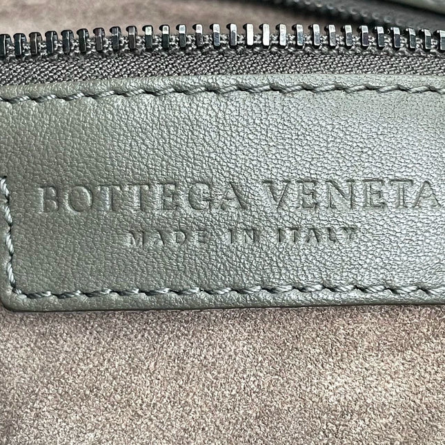 Bottega Veneta Hobo Bag Lambskin leather Grey Medium 40cm
