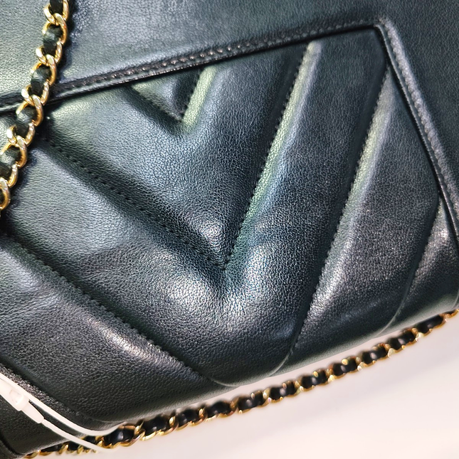 Chanel Single Flap Medium Chevron Black Quilted Lambskin Leather, 2017-2018
