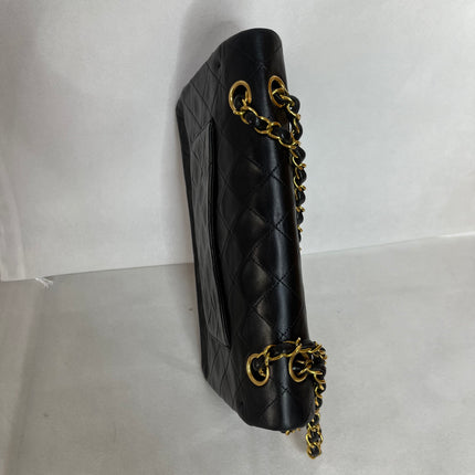 Chanel Classic Flap Vintage Medium Black Lambskin Leather 24k Gold Hardware 1994-1996