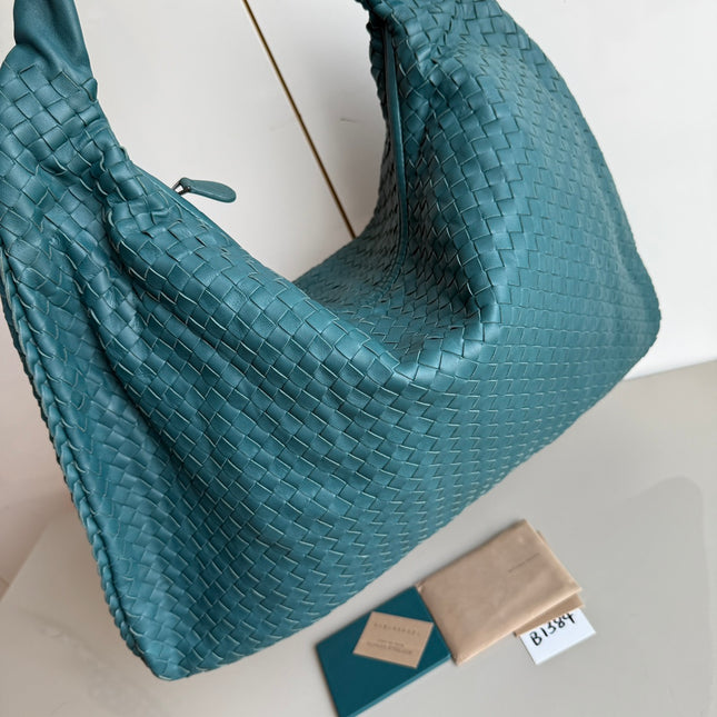 Bottega Veneta Veneta Hobo Maxi Green Intrecciato Leather Bag 51cm