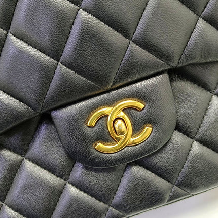 Chanel Classic Flap Maxi 2009 Black Lambskin Leather Single Flap with Gold Hardware