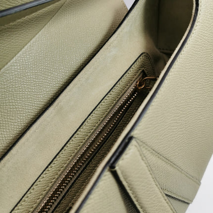Dior Saddle Medium 2022 Mint Green Grained Leather Handbag with Leather Strap