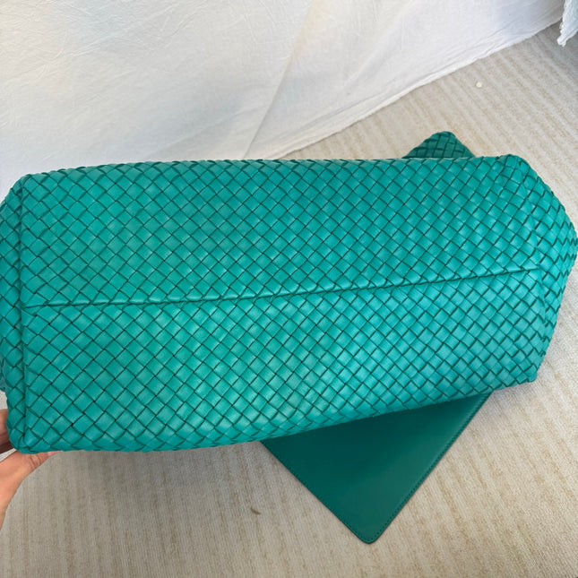 Bottega Veneta Cabat Tote Green Intreccio Leather 50cm
