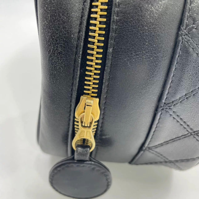 Chanel Vanity Case 1991-1994 Calfksin Leather Black Zip Opening Makeup Bag