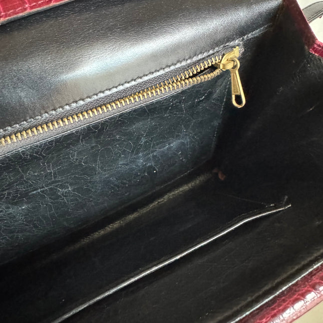 Vintage Burgundy Crocodile Leather Gold-tone Hardware Clutch Shoulder Bag