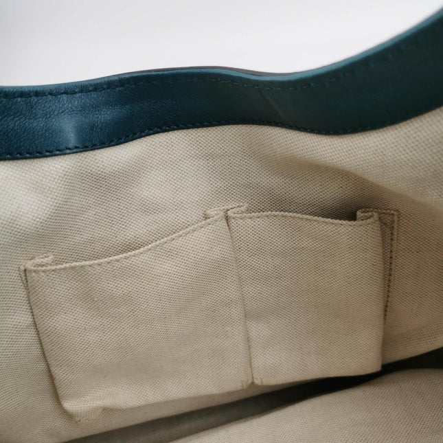Sold Gucci Jackie 1961 Soft Navy Leather Bag Medium