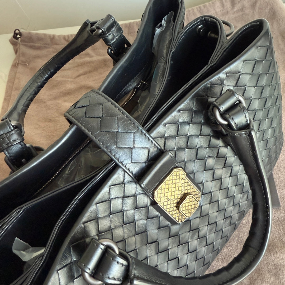 Bottega Veneta Roma Handbag Intrecciato Nappa Leather Black Small 30cm