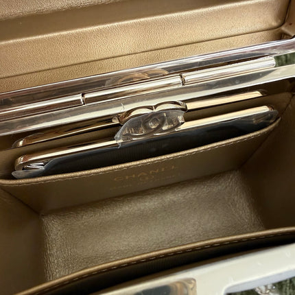 Chanel 22p Mini White Quilted Lambskin Box Clutch Crossbody Bag