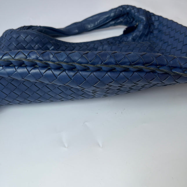 Sold Bottega Veneta Veneta Hobo Medium Navy Intrecciato Leather Bag