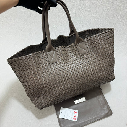 Sold Bottega Veneta Cabat Large Intreccio Leather Tote Bag Grey 40-43cm