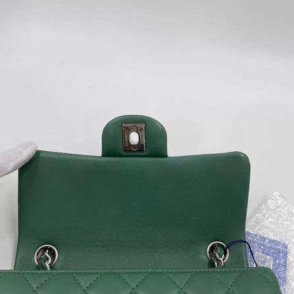 Chanel Classic Flap Mini 2019 Green Lambskin Leather Silver Hardware