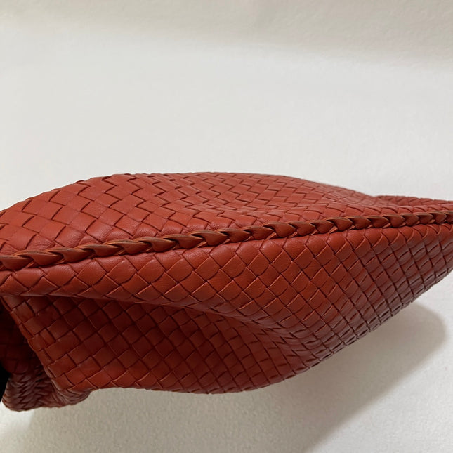Bottega Veneta Veneta Hobo Medium Brick Red Intrecciato Leather Bag 47cm