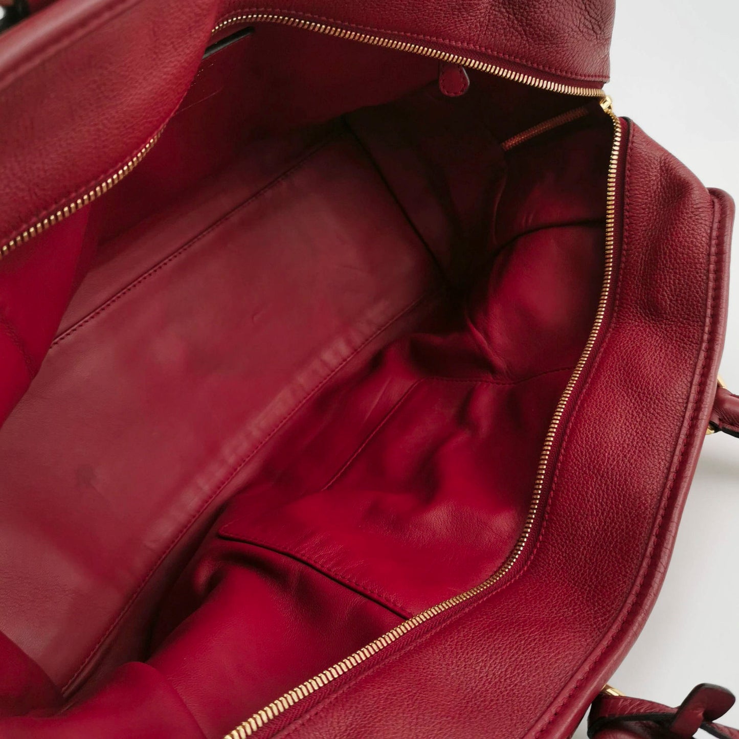 Sold Loewe Amazona 36 Large in Red Leather and Gold-tone Hardware