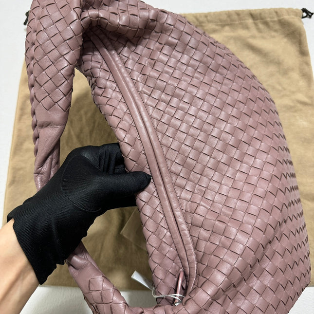 Sold Bottega Veneta Veneta Leather Hobo Large Nude Dirty Pink 47cm Never Worn