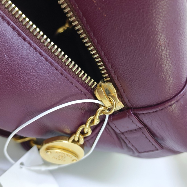 Chanel Petite Shopping Tote PTT Burgundy Lambskin Leather Gold-Tone Chain Shopping Bag