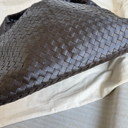 Bottega Veneta Hop Large Leather Fondant Chocolate Brown Hobo Bag