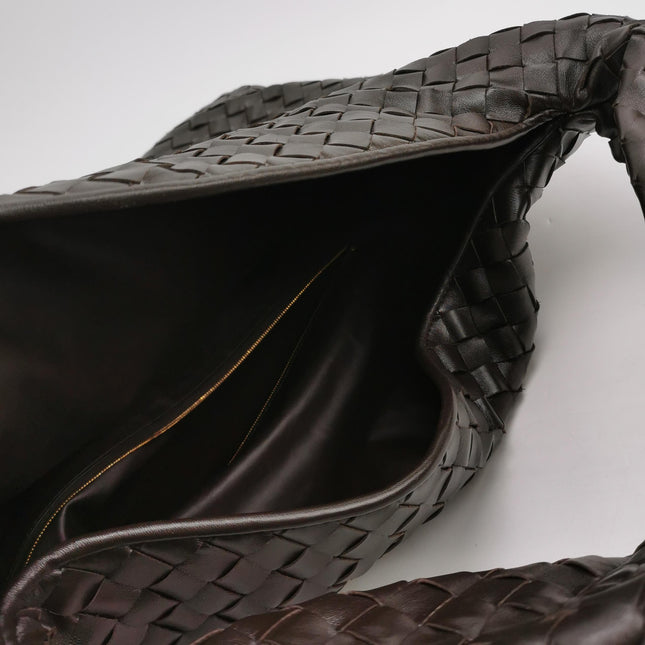 Bottega Veneta Hop Large Leather Fondant Chocolate Brown Hobo Bag