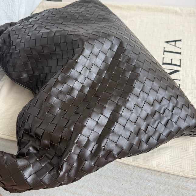 Bottega Veneta Hop Large Leather Fondant Chocolate Brown Hobo Bag