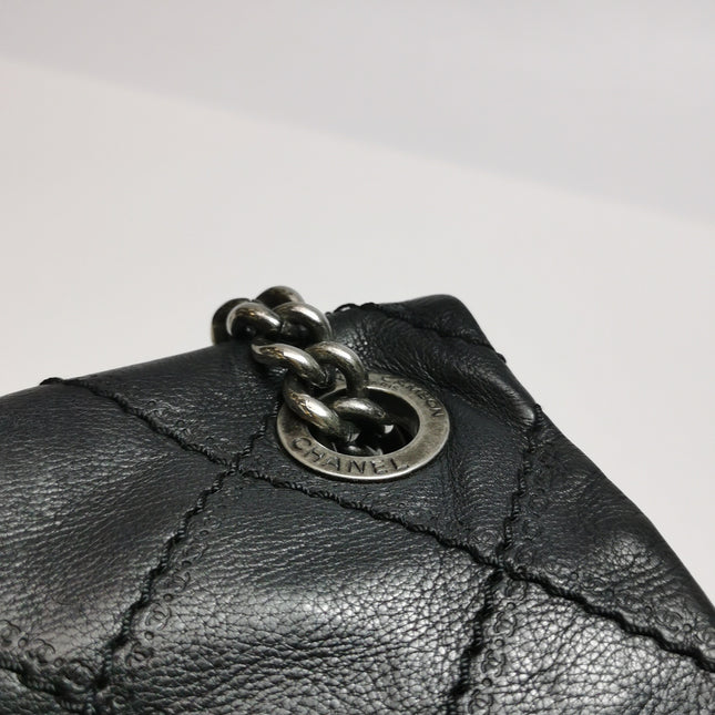 Chanel 2013 Paris-Edinburgh Large Black Flap Calfskin Leather Shoulder Bag